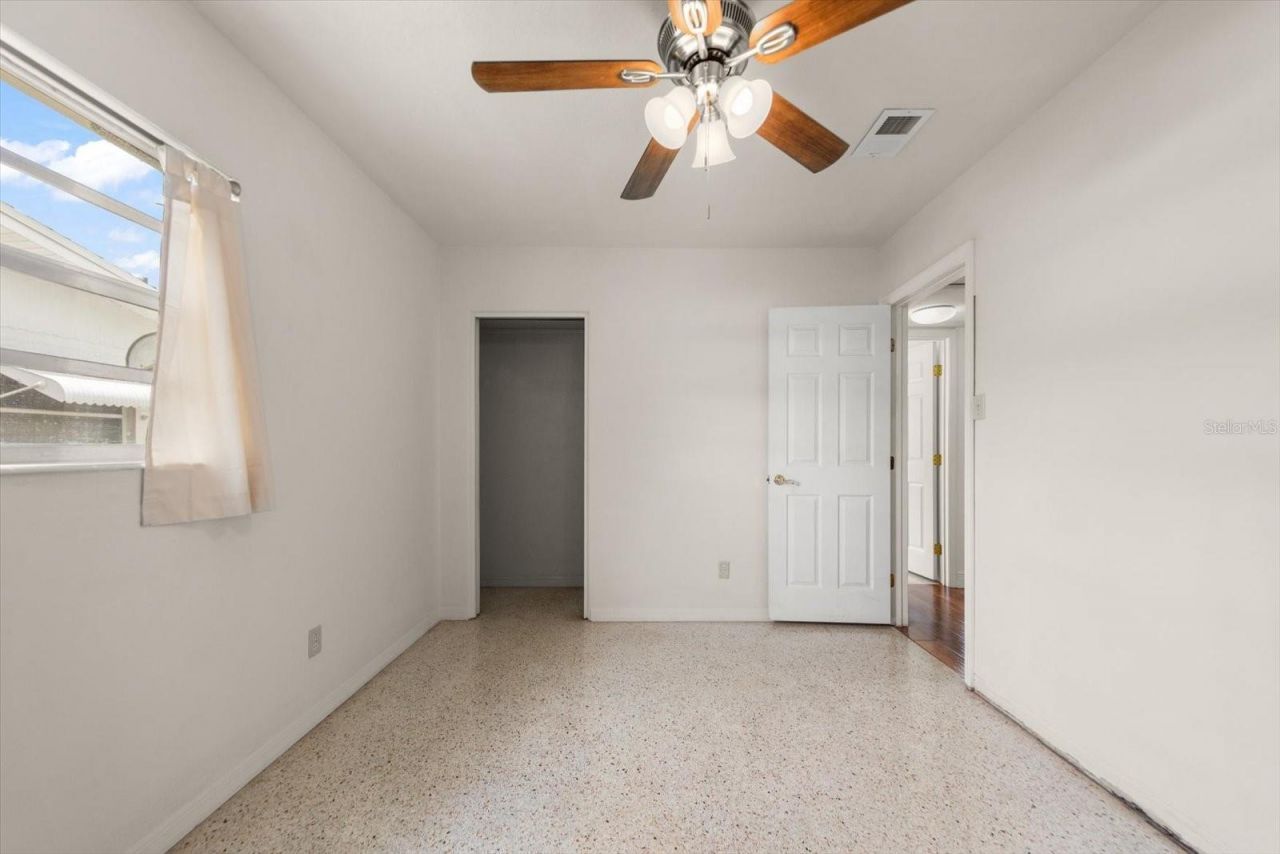 811 48th Avenue N, Saint Petersburg, FL 33703 Photo
