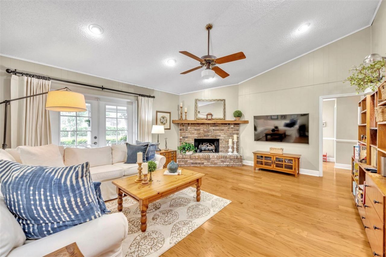 8825 Butternut Boulevard , Orlando, FL 32817 Photo