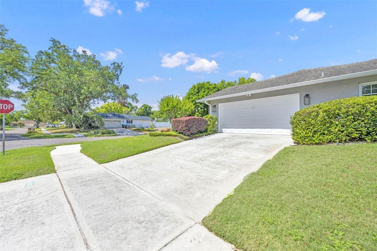 8825 Butternut Boulevard , Orlando, FL 32817 Photo