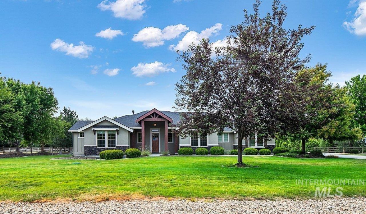9569 Golden Willow Street, Middleton, ID 83644 Main Photo