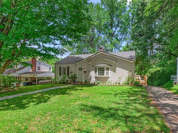731 W Banner Avenue , Winston-Salem, NC 27127