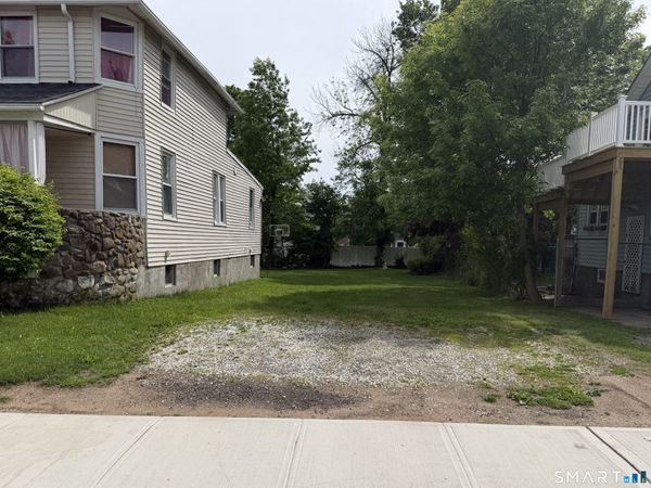 30 Arlington , West Haven, CT 06516