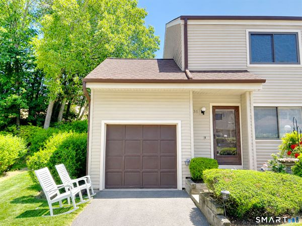 35 Deer, Unit 35, Bethel, CT 06801