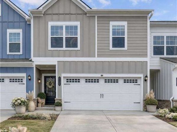 1123 Chastain Drive, Sugar Hill, GA 30518