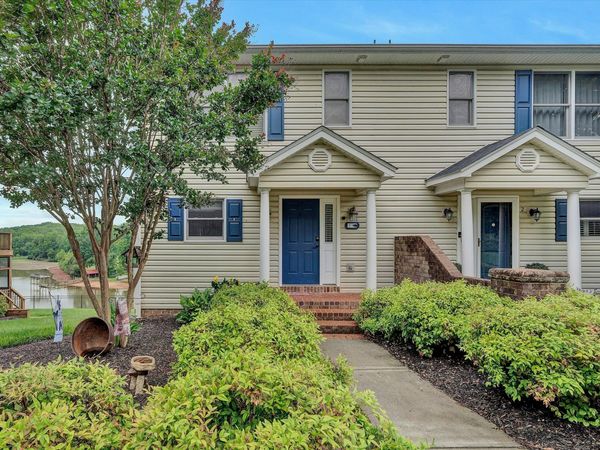375 Cambridge CT, Unit B1, Hardy, VA 24101