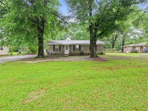 8017 Pine Springs Drive , Saraland, AL 36571
