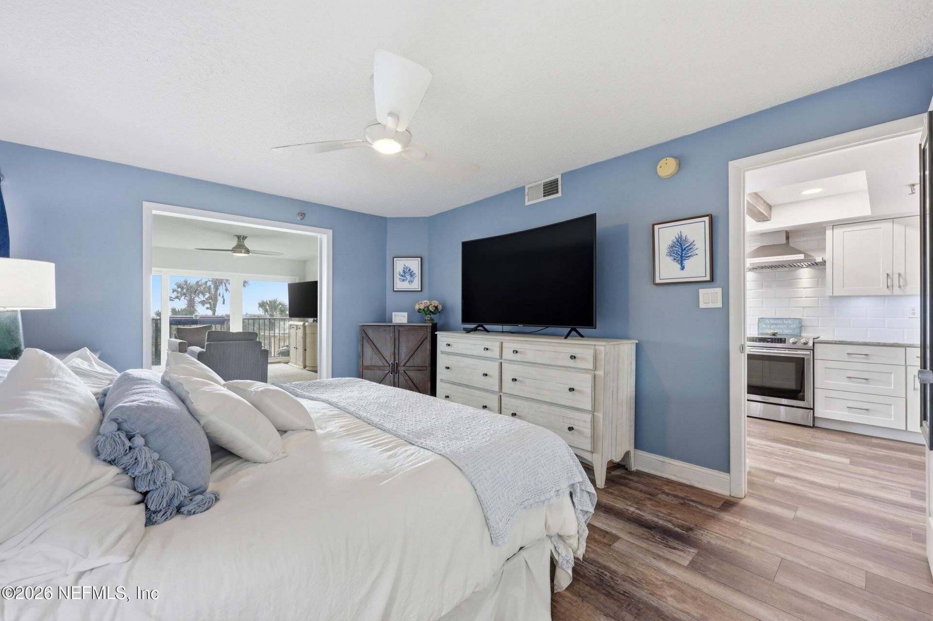411 1st Street S, Unit 203, Jacksonville Beach, FL 32250 Photo