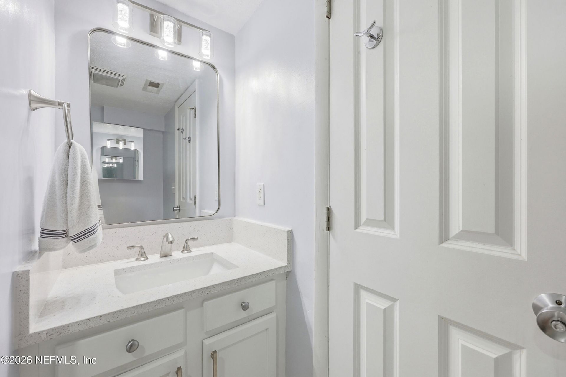 411 1st Street S, Unit 203, Jacksonville Beach, FL 32250 Photo