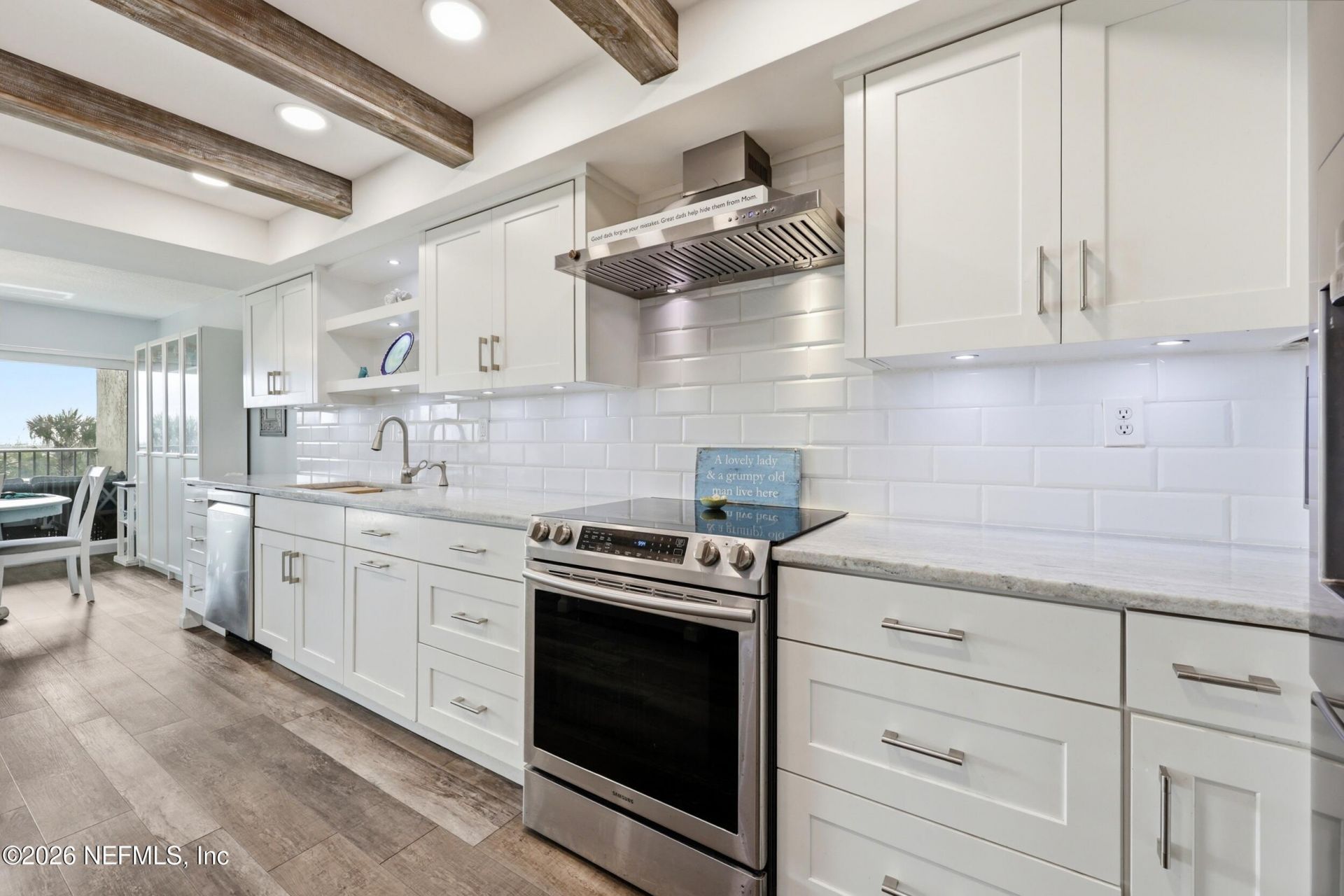 411 1st Street S, Unit 203, Jacksonville Beach, FL 32250 Photo