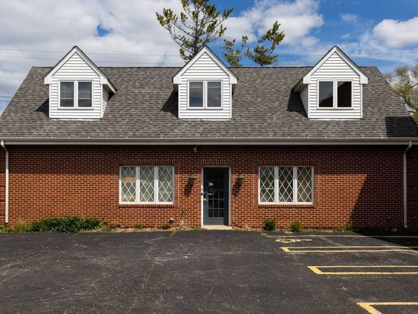 613 Bryant Avenue , Barrington, IL 60010