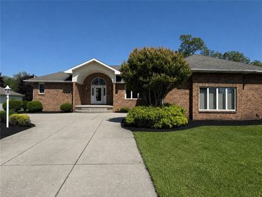 4739 S Ayers Road , Akron, NY 14001