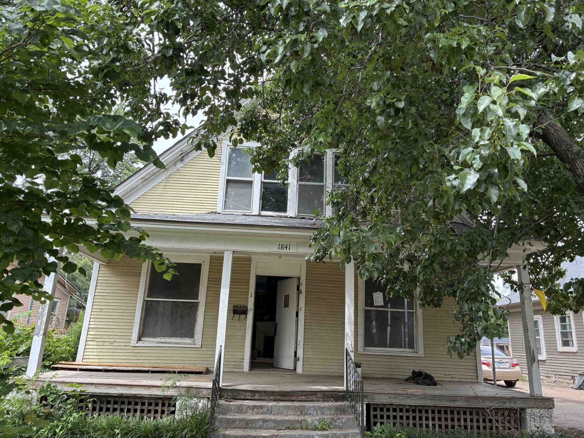 1841 N Market, Wichita, KS 67214 Main Photo