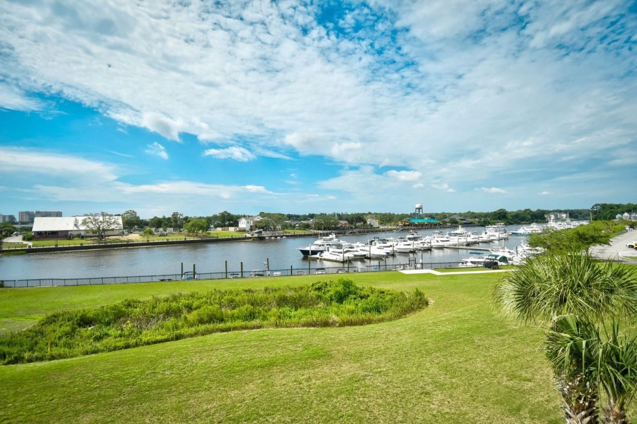 2151 Bridge View Ct.  Photo 17