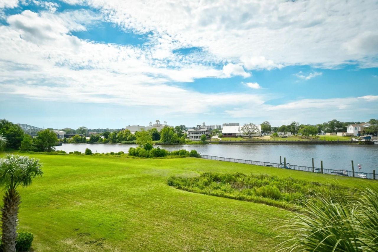 2151 Bridge View Ct.  Photo 21