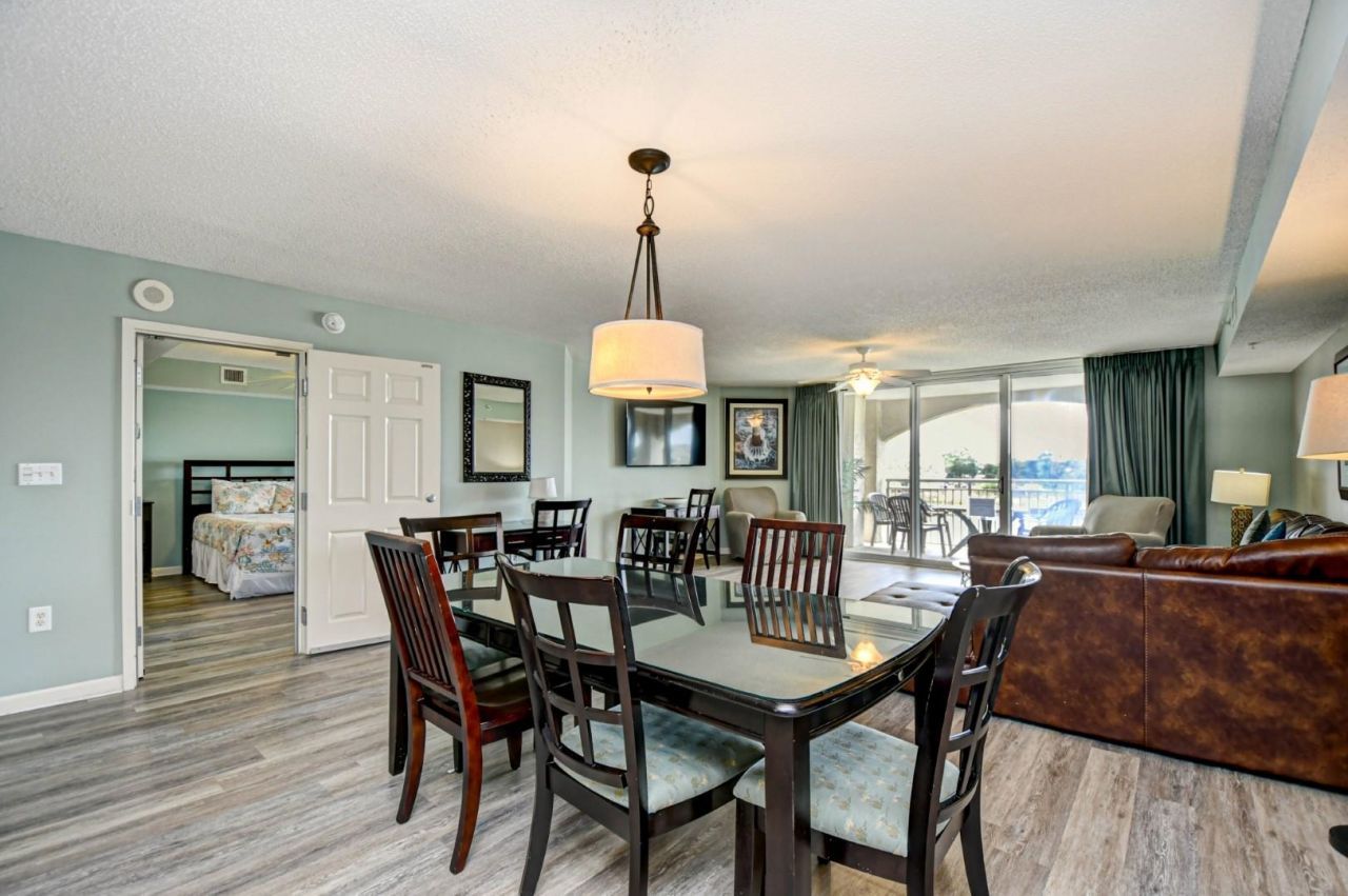 2151 Bridge View Ct.  Photo 6