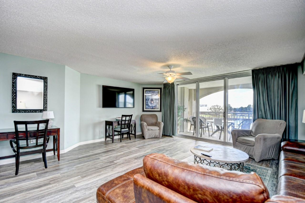 2151 Bridge View Ct.  Photo 8