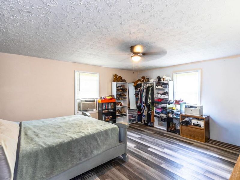 922 Melvin Lane, Franklin, OH 45005 Photo 9