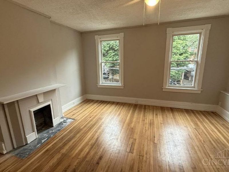 2309 W Clifton Avenue, Cincinnati, OH 45219 Photo 2