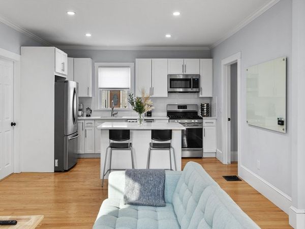 14 Everett St, Unit 1, Medford, MA 02155