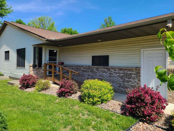 3158 S 33RD STREET, UNKNOWN, WI 54601