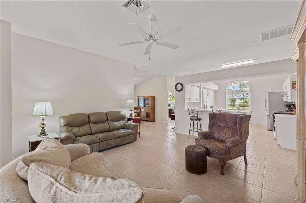 1520 Honor Ct, Lehigh Acres, FL 33971 Photo