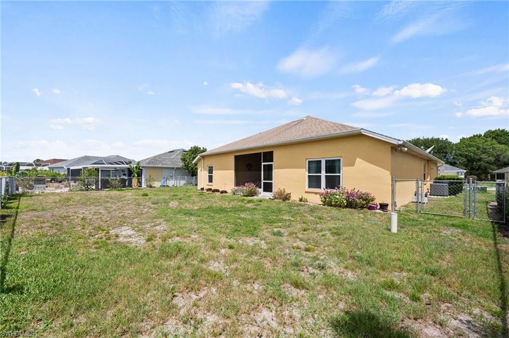 1520 Honor Ct, Lehigh Acres, FL 33971 Photo