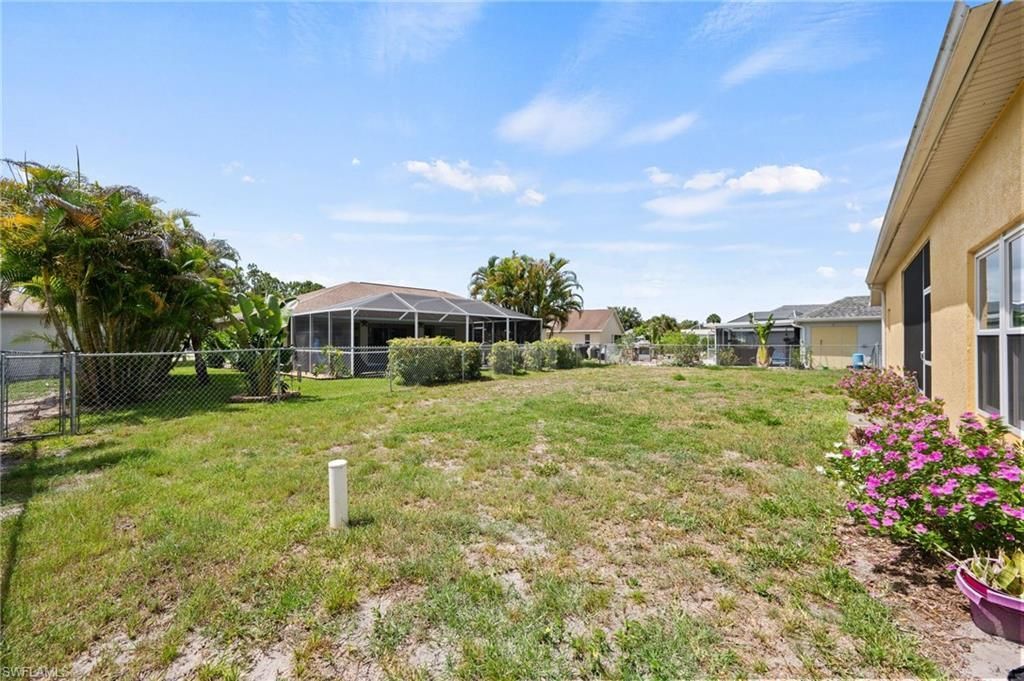 1520 Honor Ct, Lehigh Acres, FL 33971 Photo