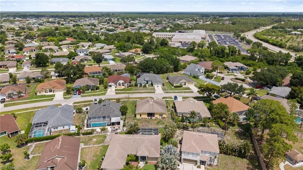 1520 Honor Ct, Lehigh Acres, FL 33971 Photo