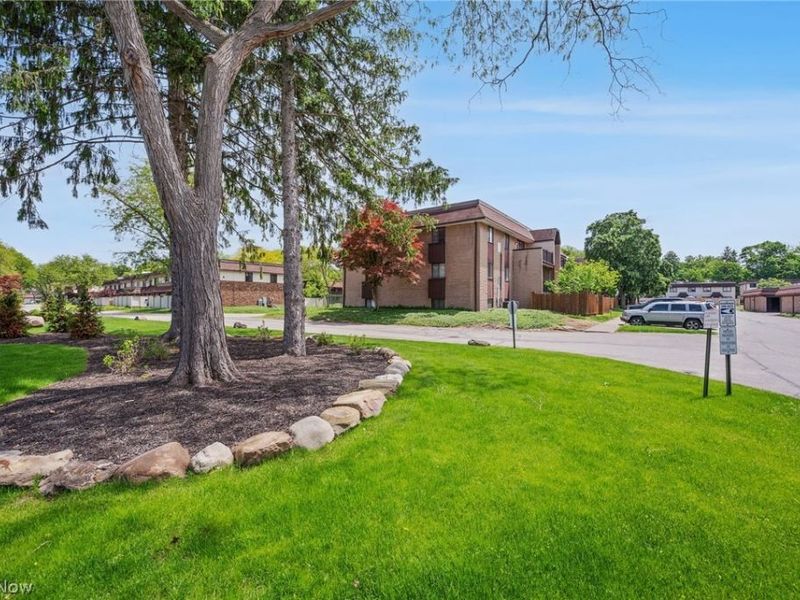 9956 Johnnycake Ridge Road , Unit N7, Concord Township, OH 44077 Photo 23