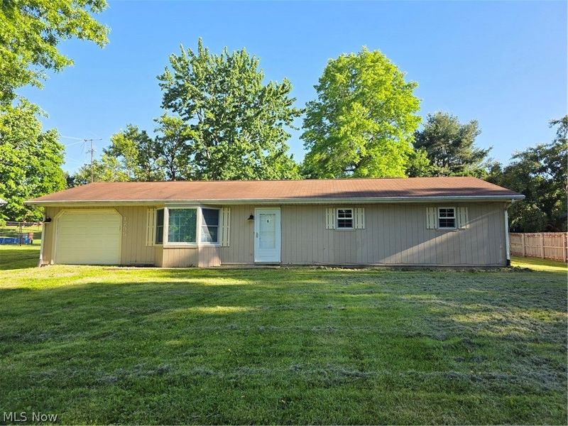 1795 Allen Drive, Salem, OH 44460 Photo 2