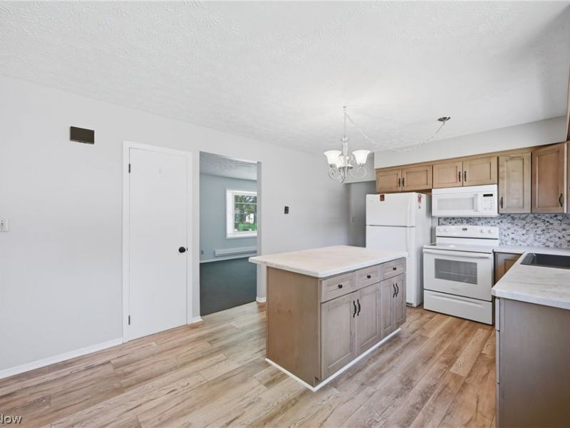 1795 Allen Drive, Salem, OH 44460 Photo 24