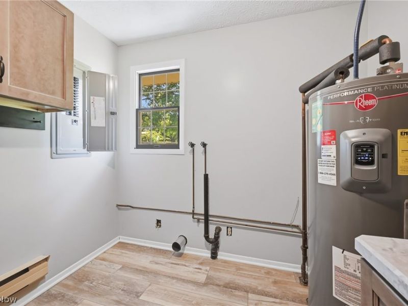 1795 Allen Drive, Salem, OH 44460 Photo 26