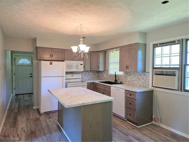 1795 Allen Drive, Salem, OH 44460 Photo 9