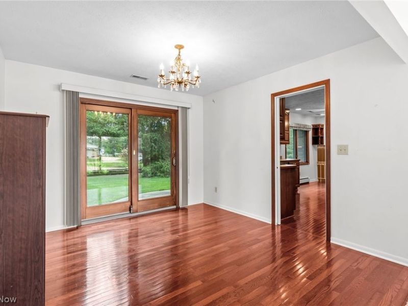 16385 Glendale Avenue , Strongsville, OH 44136 Photo 15