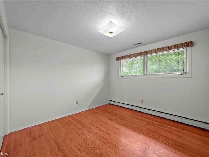 16385 Glendale Avenue , Strongsville, OH 44136 Photo 28