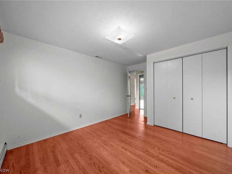 16385 Glendale Avenue , Strongsville, OH 44136 Photo 29