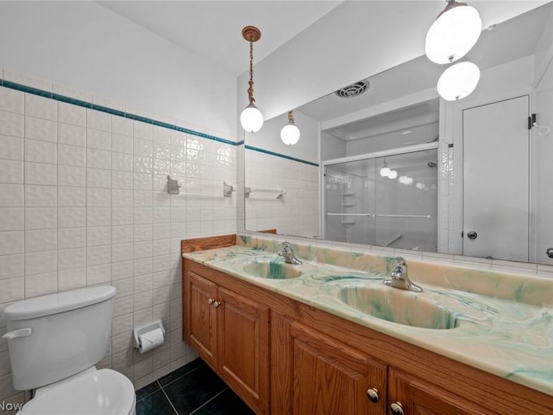 16385 Glendale Avenue , Strongsville, OH 44136 Photo 30