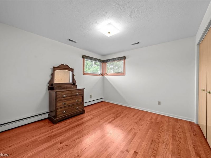 16385 Glendale Avenue , Strongsville, OH 44136 Photo 32