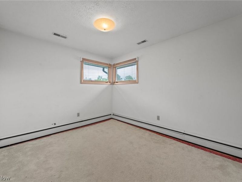 16385 Glendale Avenue , Strongsville, OH 44136 Photo 37