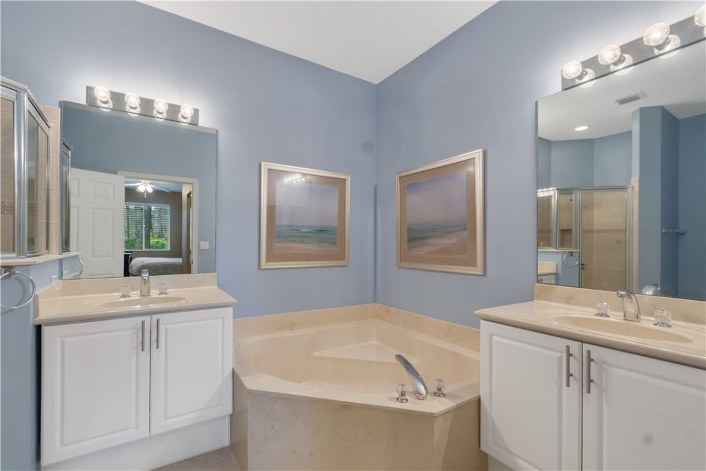 772 Middleton Drive Sw, Vero Beach, FL 32962 Photo