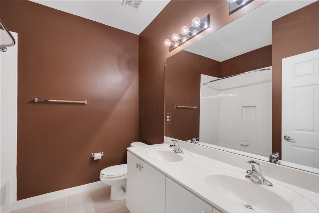 772 Middleton Drive Sw, Vero Beach, FL 32962 Photo