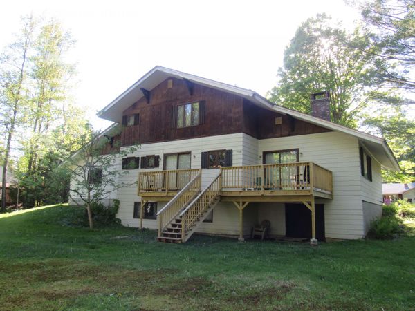 96 Stagecoach Drive, Newport City, VT 05855