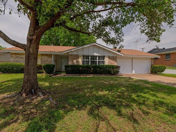 6604 Trailwood Drive , Forest Hill, TX 76140