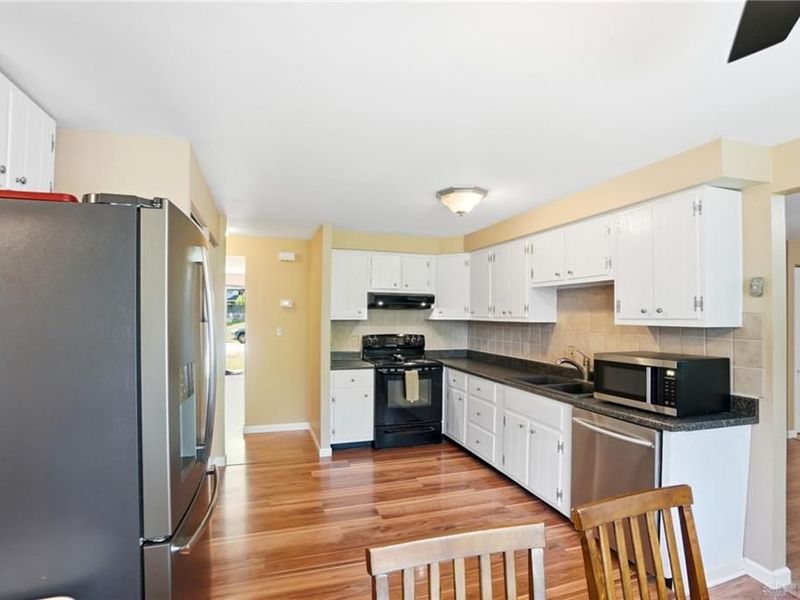 115 Lodewood Drive, Centerville, OH 45458 Photo 9
