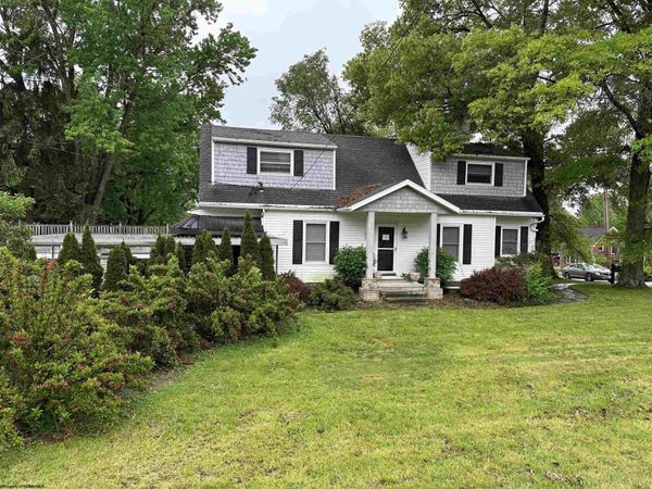 396 Laurel Street, Morgantown, WV 26505