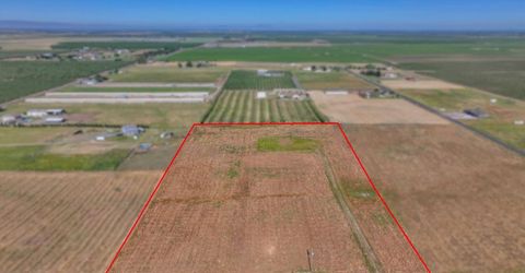 8665 La Castella, Escalon, CA 95320 Photo