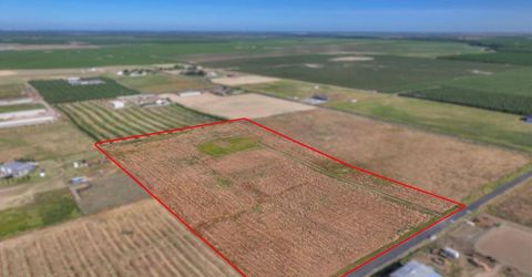 8665 La Castella, Escalon, CA 95320 Photo