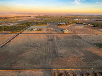 8665 La Castella, Escalon, CA 95320 Photo