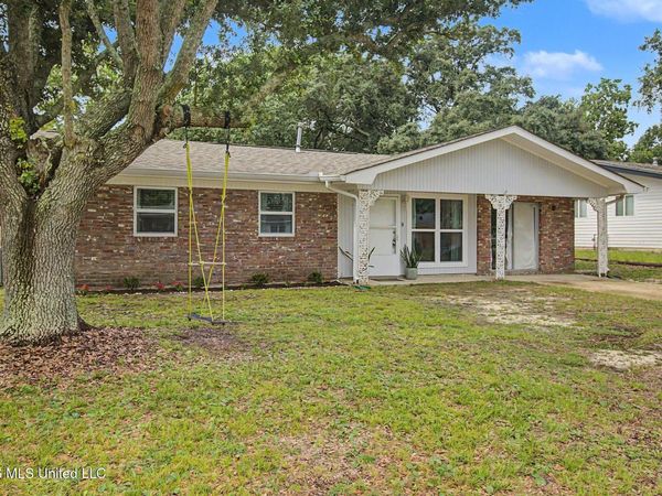 2317 Arbor Drive, Biloxi, MS 39531