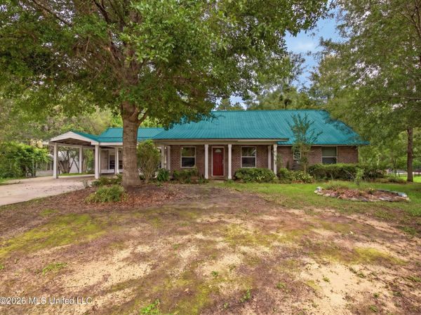 19119 E Highland Drive, Saucier, MS 39574